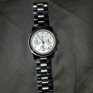 Michael kors watch used needs new battery